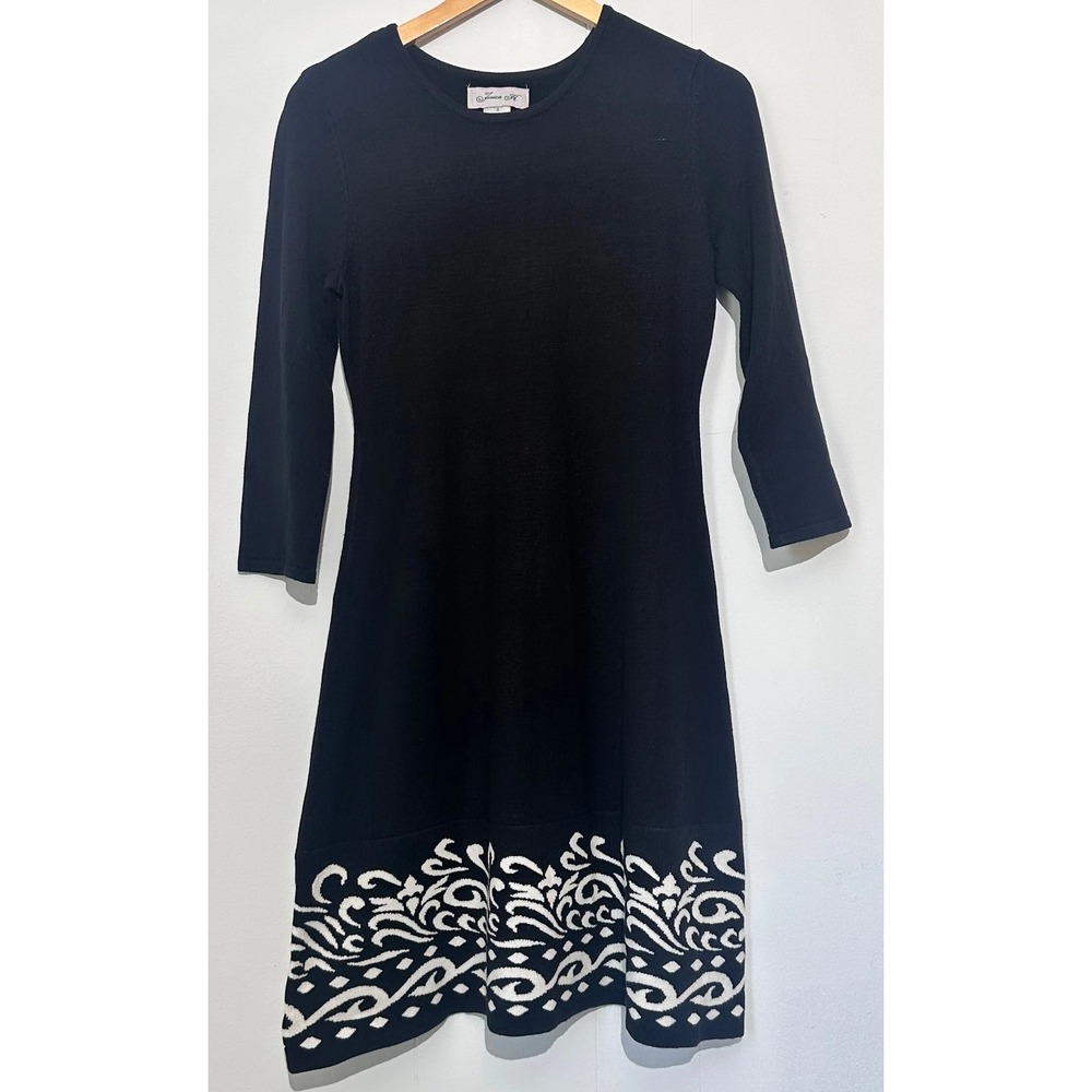 Jessica H Black Dress With White Ornate Border Detail Small
